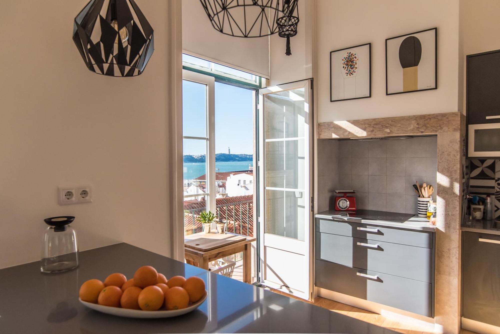 Apartment A With A View Alfama *
